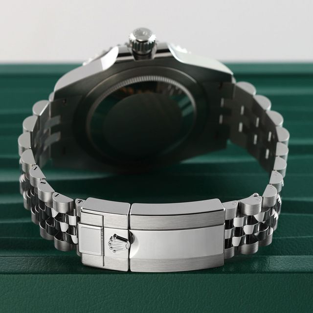 Rolex GMT Master II 126710 GRNR Image 4